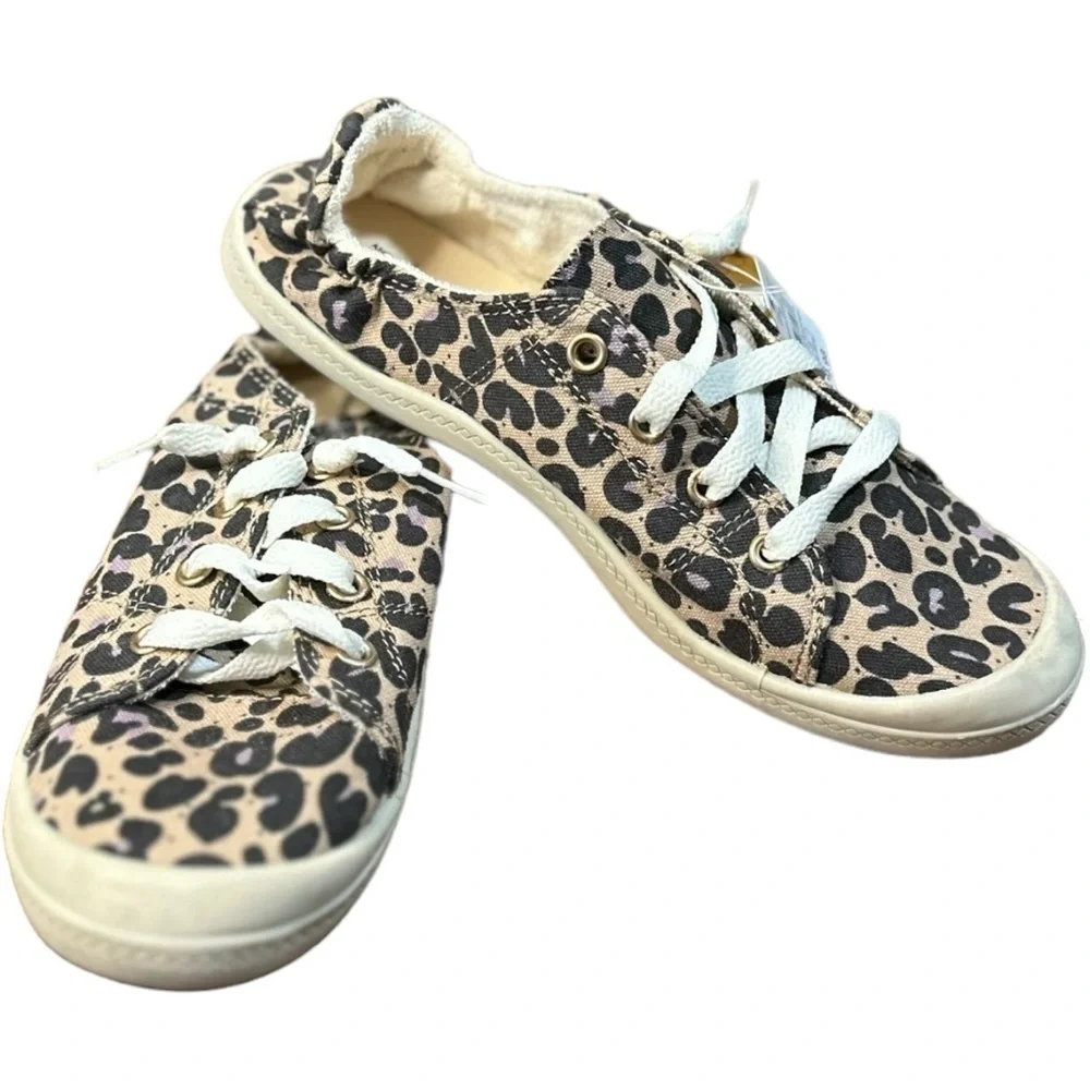 2 Pair TIME and TRU Memory Foam Canvas Sneakers Size 7
